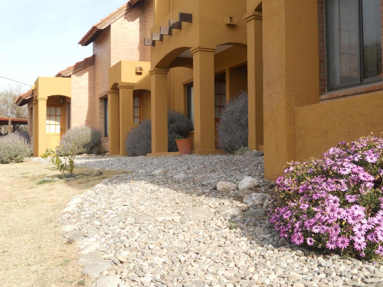 Barranca Del Indio Aparthotel Villa de Merlo Exterior photo